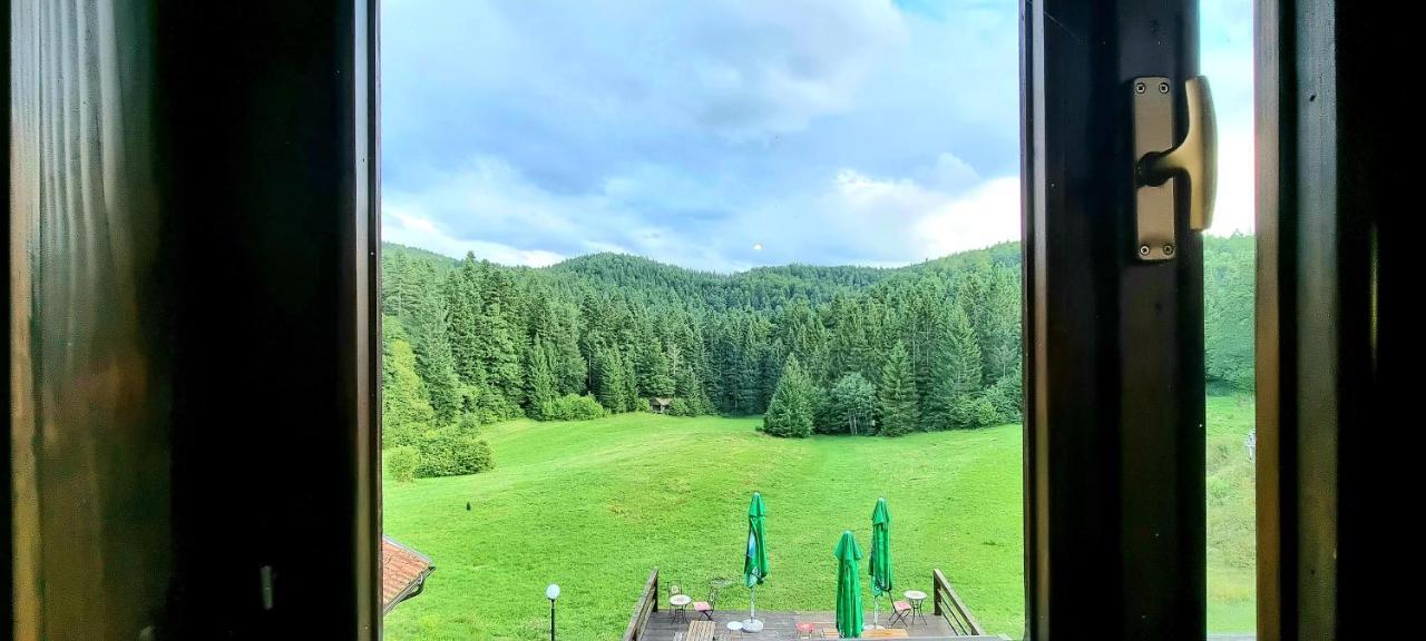 Planinski Dom Na Travni Gori Sodrazica Exteriér fotografie