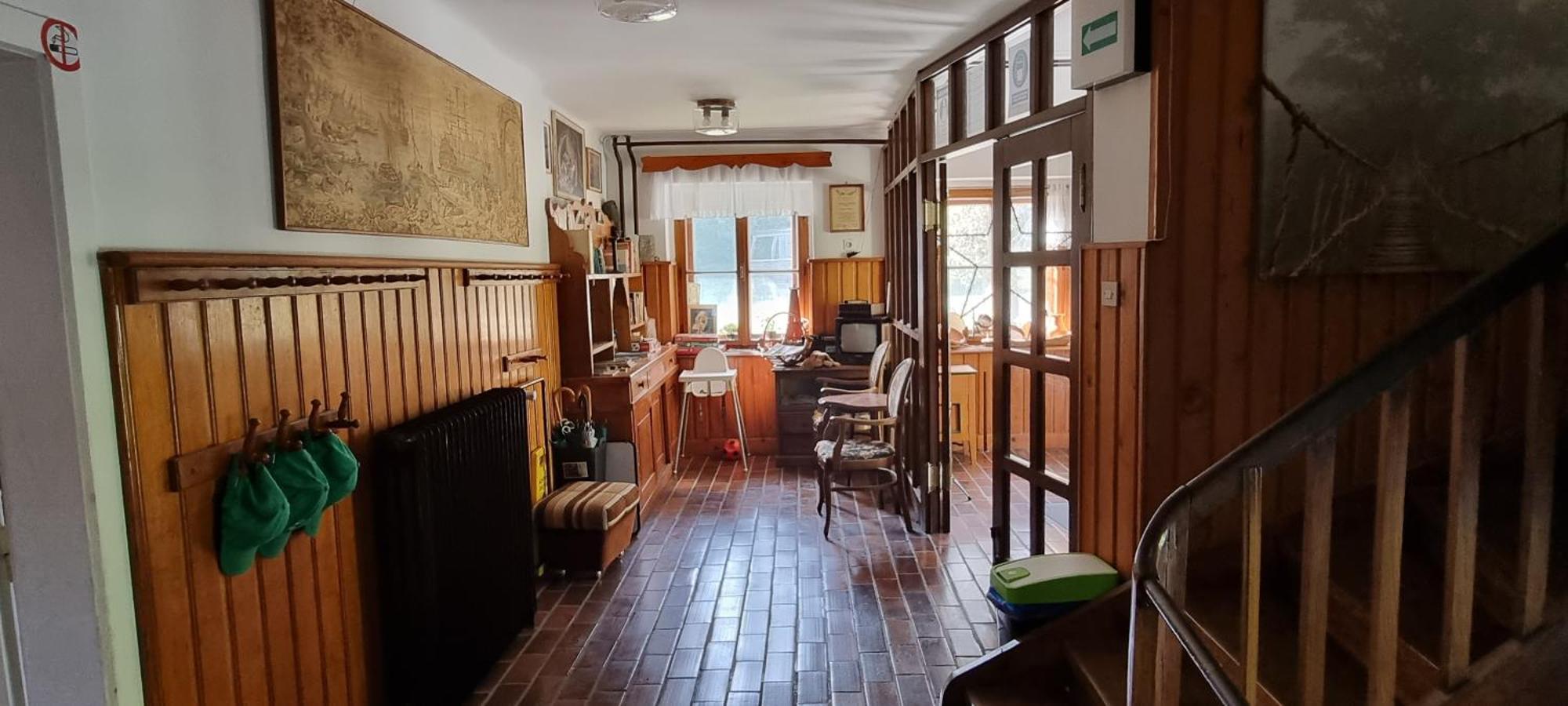 Planinski Dom Na Travni Gori Sodrazica Exteriér fotografie