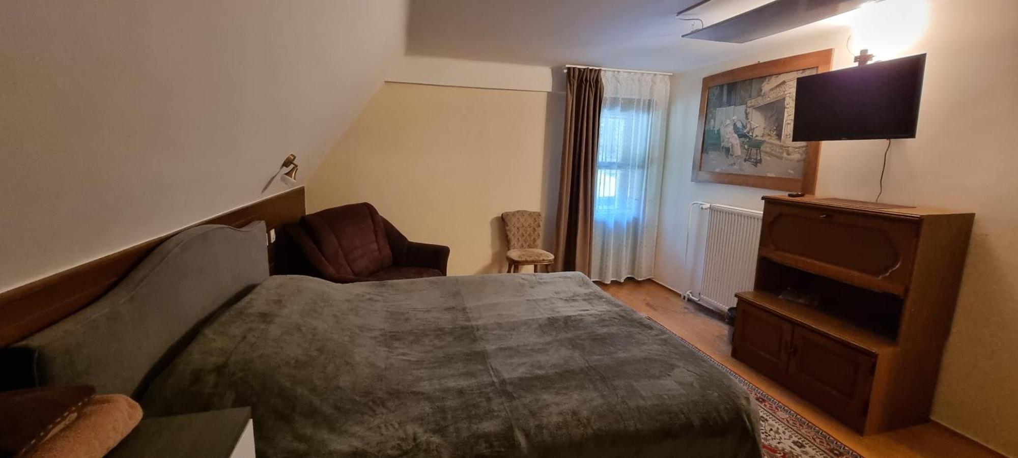 Planinski Dom Na Travni Gori Sodrazica Exteriér fotografie
