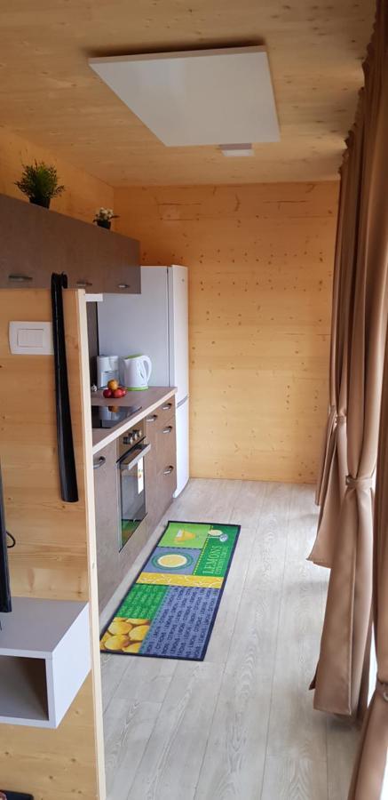 Planinski Dom Na Travni Gori Sodrazica Exteriér fotografie
